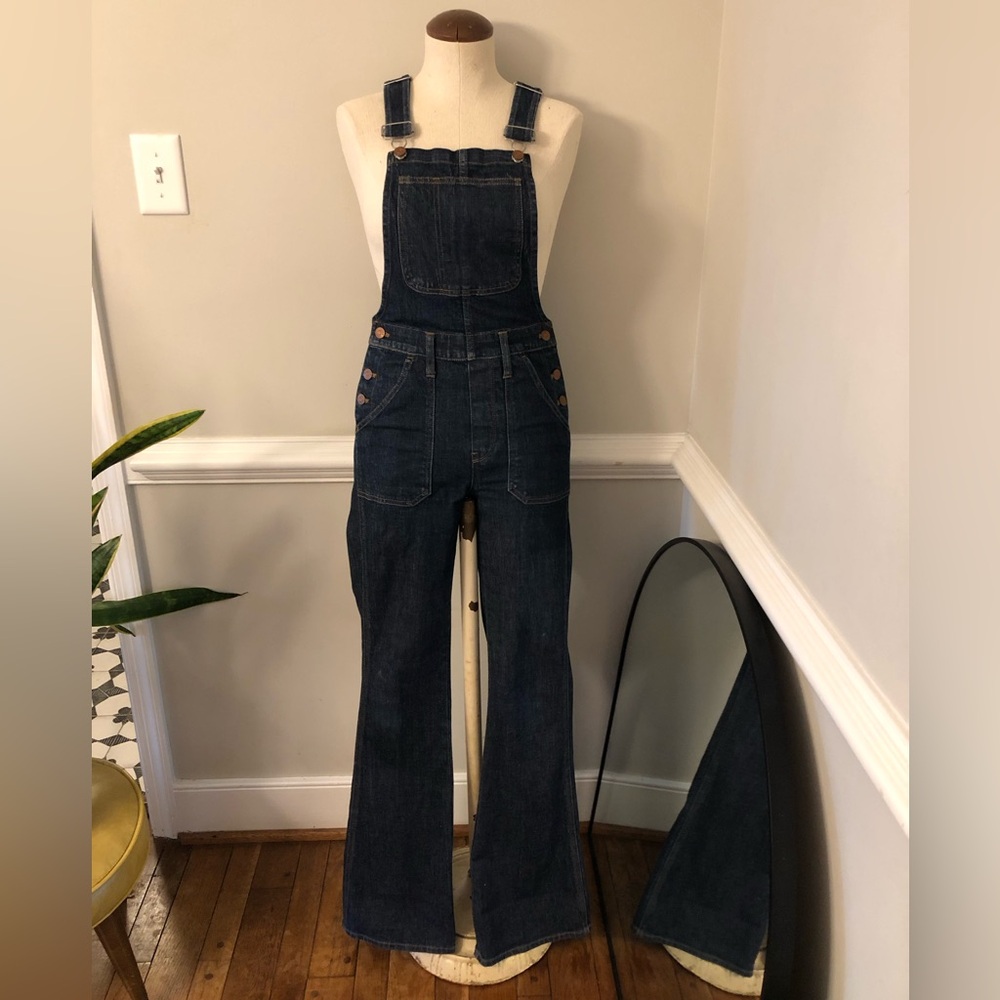 Madewell fitted boot cut flare overalls size xs.